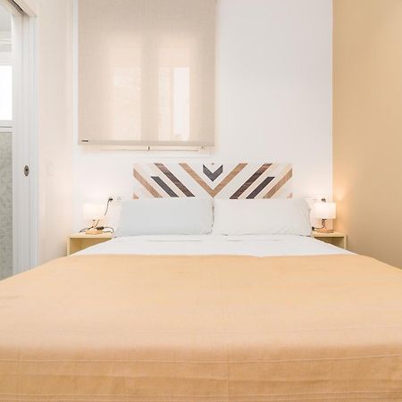 Suite Homes Alice Valentin Малага Экстерьер фото