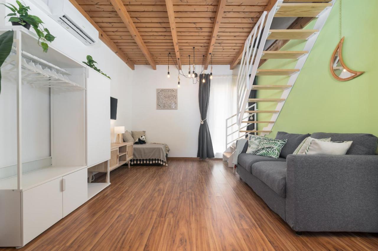 Suite Homes Alice Valentin Малага Экстерьер фото