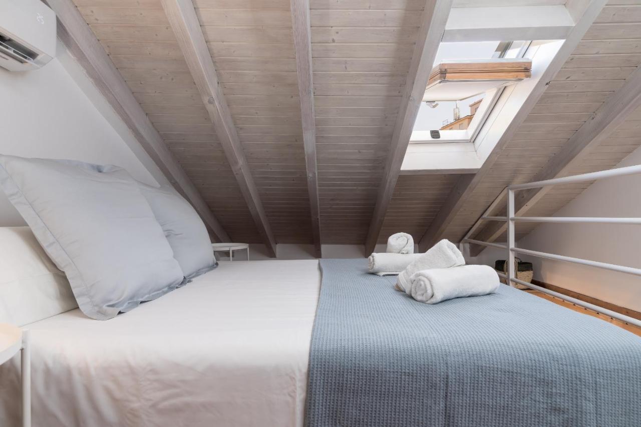 Suite Homes Alice Valentin Малага Экстерьер фото